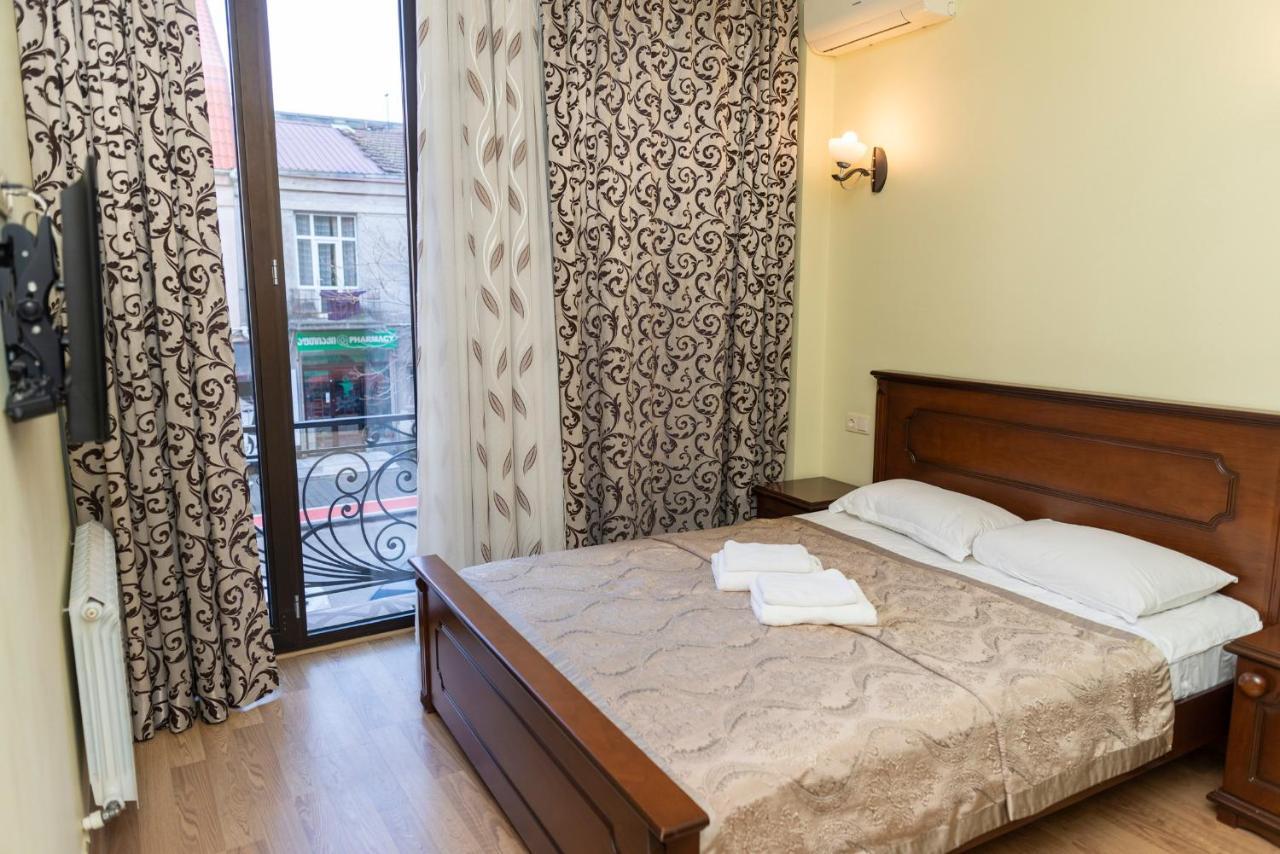 Eiffel Hotel Batumi Eksteriør bilde